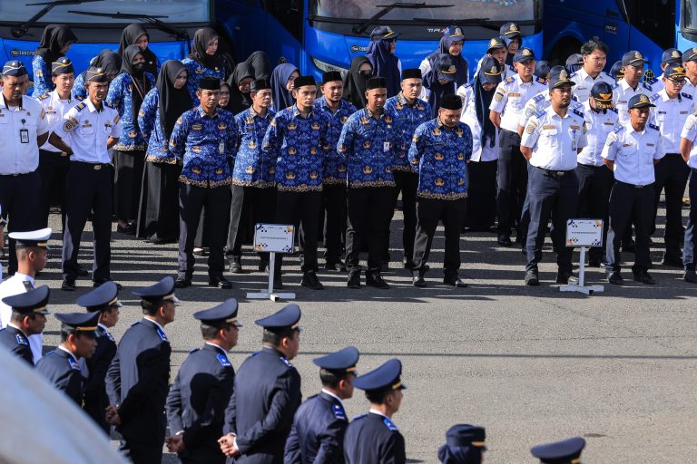 Puncak Harhubnas 2025 di Aceh: Dishub Beri Penghargaan ke Tokoh Transportasi dan Luncurkan Rute Baru Trans Koetaradja