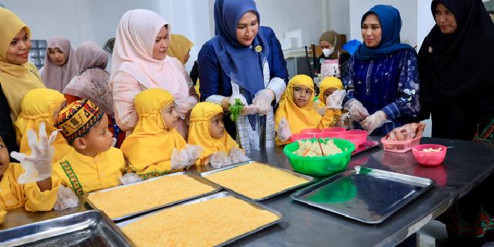 Kampanye Gemarikan, Ketua Forikan Ajak Siswa PAUD Kunjungi Koperasi Aceh Jelly Fish