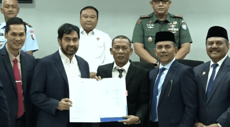 DPR Aceh dan Gubernur Sepakati Rancangan Perubahan KUA PPAS APBA 2025 dalam Paripurna