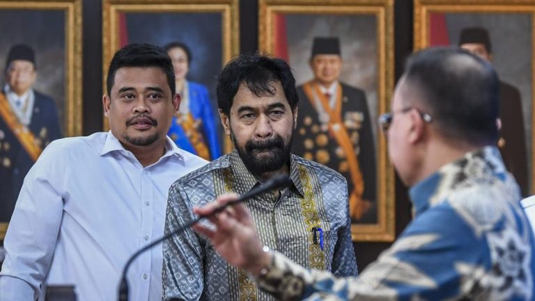 Mualem Tenang Hadapi Razia Pelat Aceh di Sumut: “Kalau Gatal Kita Garuk”