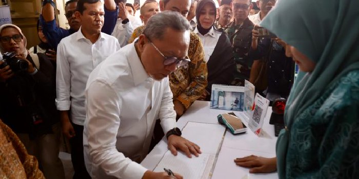 Wagub Aceh dan Menko Pangan Tinjau Koperasi Desa Merah Putih di Banda Aceh
