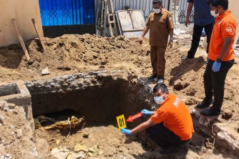 Kerangka Diduga Polisi Korban Tsunami Aceh 2004 Ditemukan di RSUD Cut Nyak Dhien Meulaboh