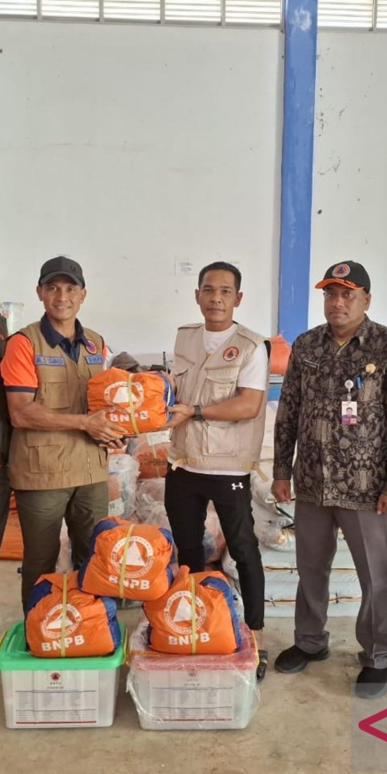 BNPB Salurkan Bantuan Logistik Pascabanjir untuk Korban di Aceh Jaya