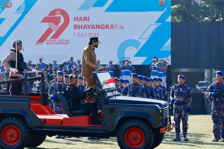 Ucapkan Selamat Hari Bhayangkara-80, Mualem Apresiasi Dedikasi Polri