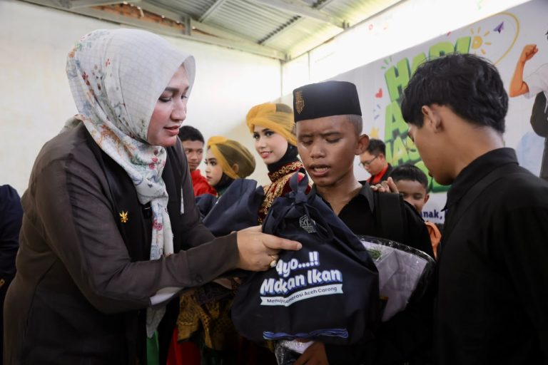 Kak Na Rayakan Peringati Hari Anak Nasional Bersama Anak-Anak Spesial di SLB Negeri Pembina