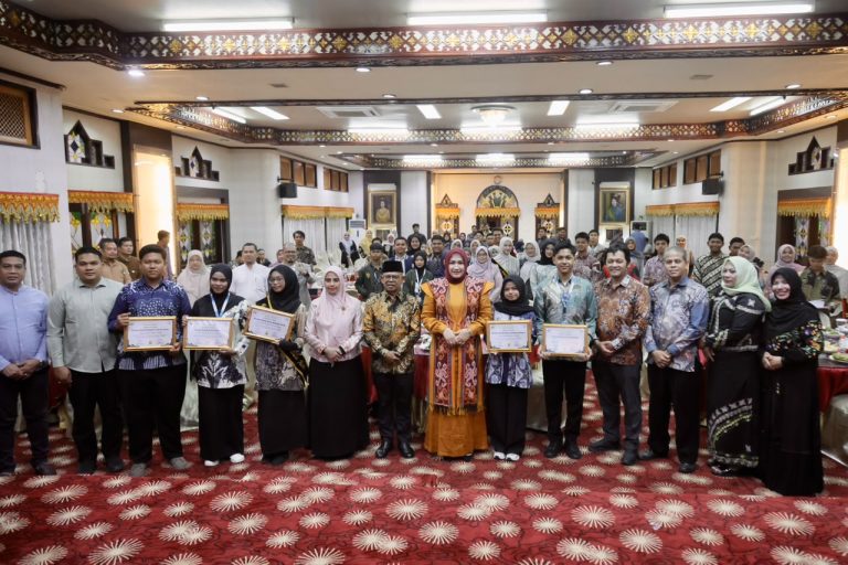 Kak Na Ajak Anak Aceh Lawan Bullying