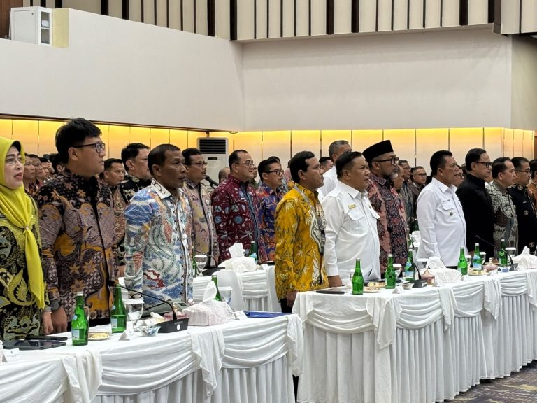 Wagub Fadhlullah Wakili Gubernur Aceh Hadiri Rakor Forkopimda Regional Sumatera