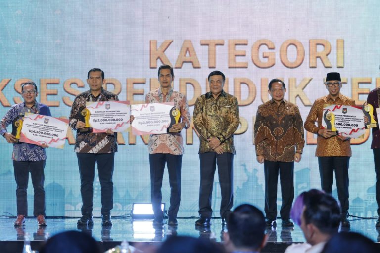 Pemerintah Aceh Raih Apresiasi Kategori Akses Penduduk ke Layanan Pendidikan
