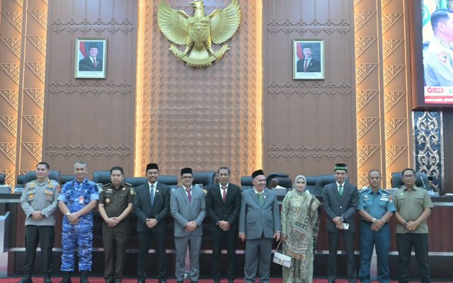 Plt. Sekda Aceh Hadiri Rapat Paripurna DPRA