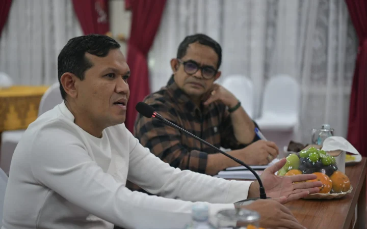 Dek Fadh Pimpin Rapat Lanjutan Pembahasan Perubahan UUPA